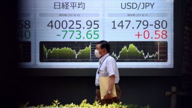 Dollar, longer-dated Treasuries slide as Trump escalates attack on Fed; gold rises